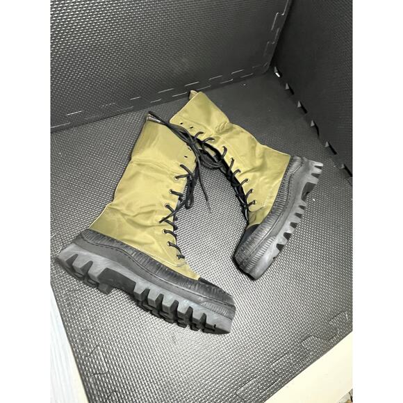 Free People Women's Goldie Lug Sole Lace-Up Boots Khaki Green Fold Over 36 US 6 - Picture 4 of 11